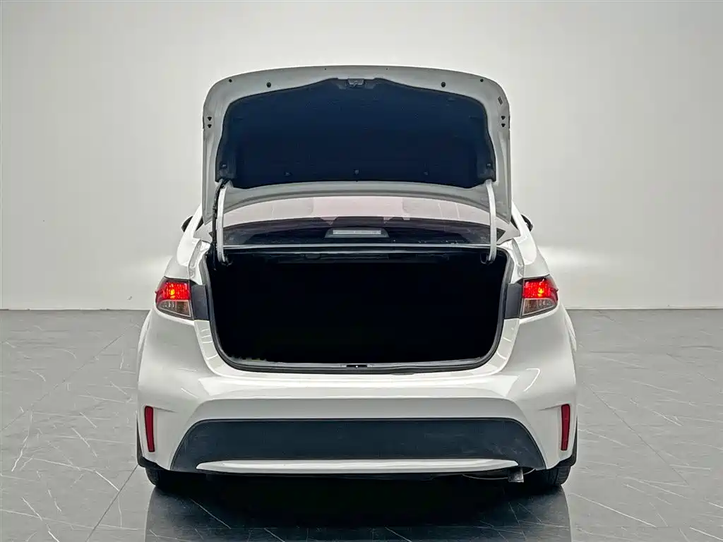 Toyota Levin 2022 TNGA 1.5L CVT Leading Edition фото 9