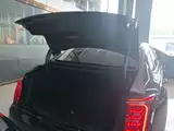 Фото 19 - Hongqi H9