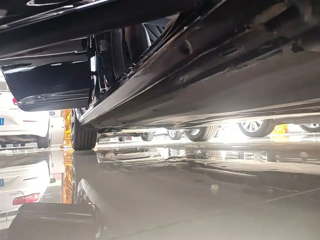 Volkswagen Passat 2024 330TSI Starlight Elite Edition фото 21