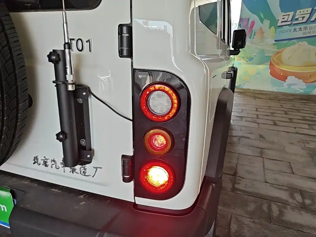 212 T01 2025 2024 2.0T Mechanic
