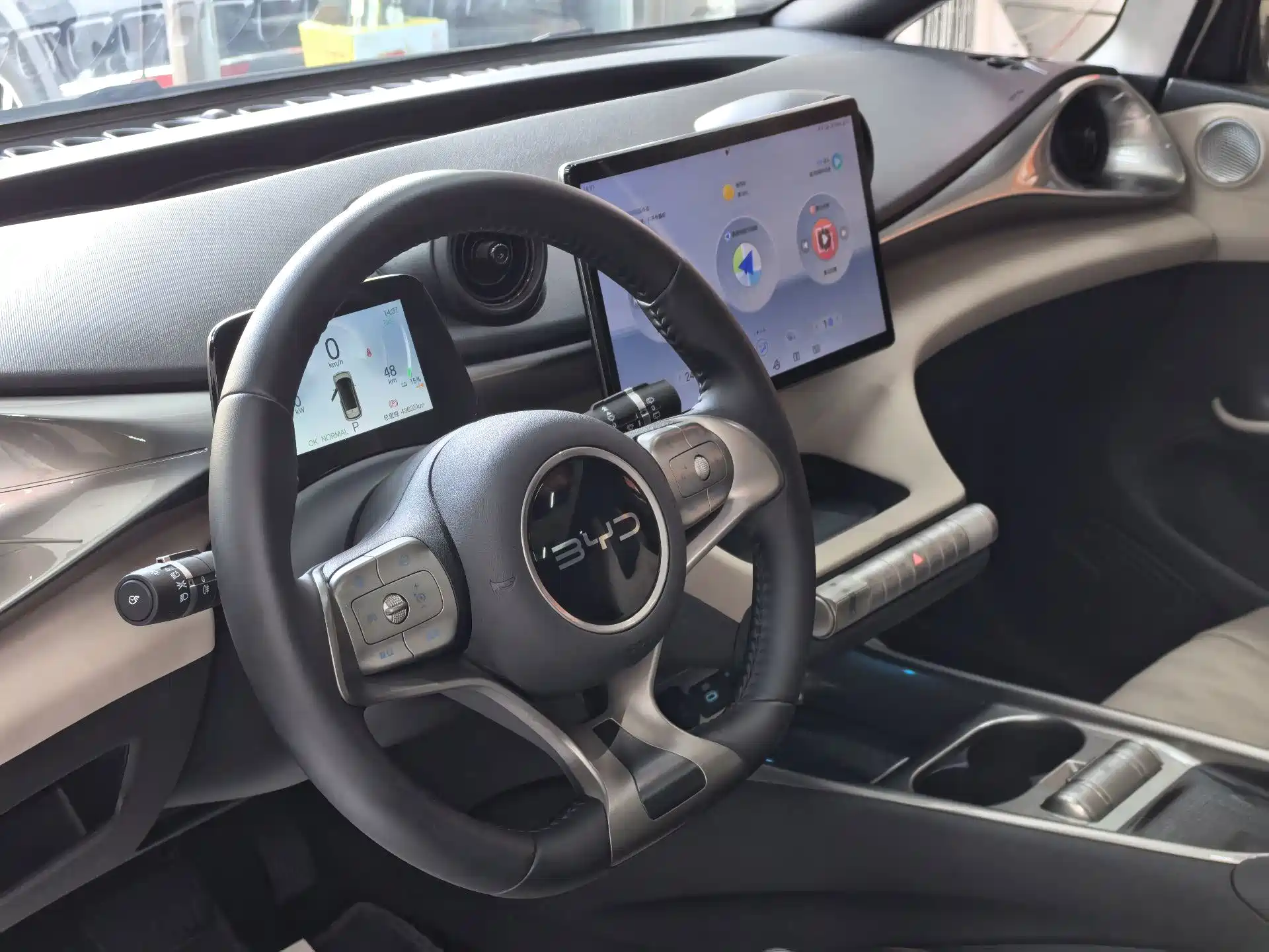 Фото 9 - BYD Dolphin