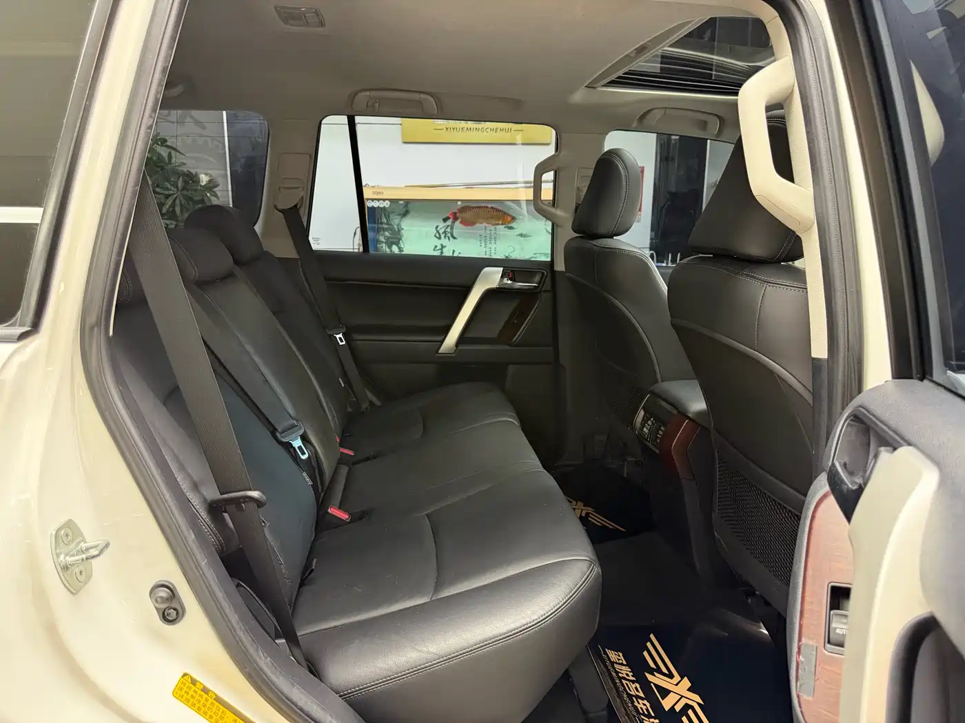Toyota Prado 2014 4.0L Automatic TX-L фото 23