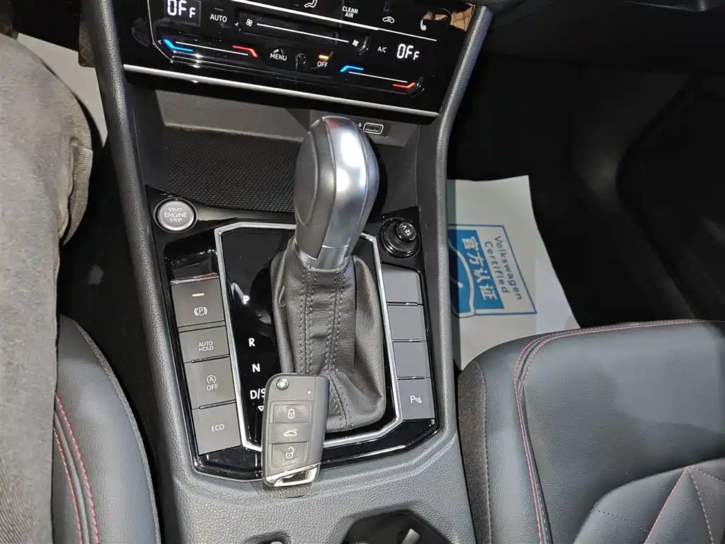 Volkswagen Lavida 2024 Model 300TSI DSG Starlight Leading Edition фото 14