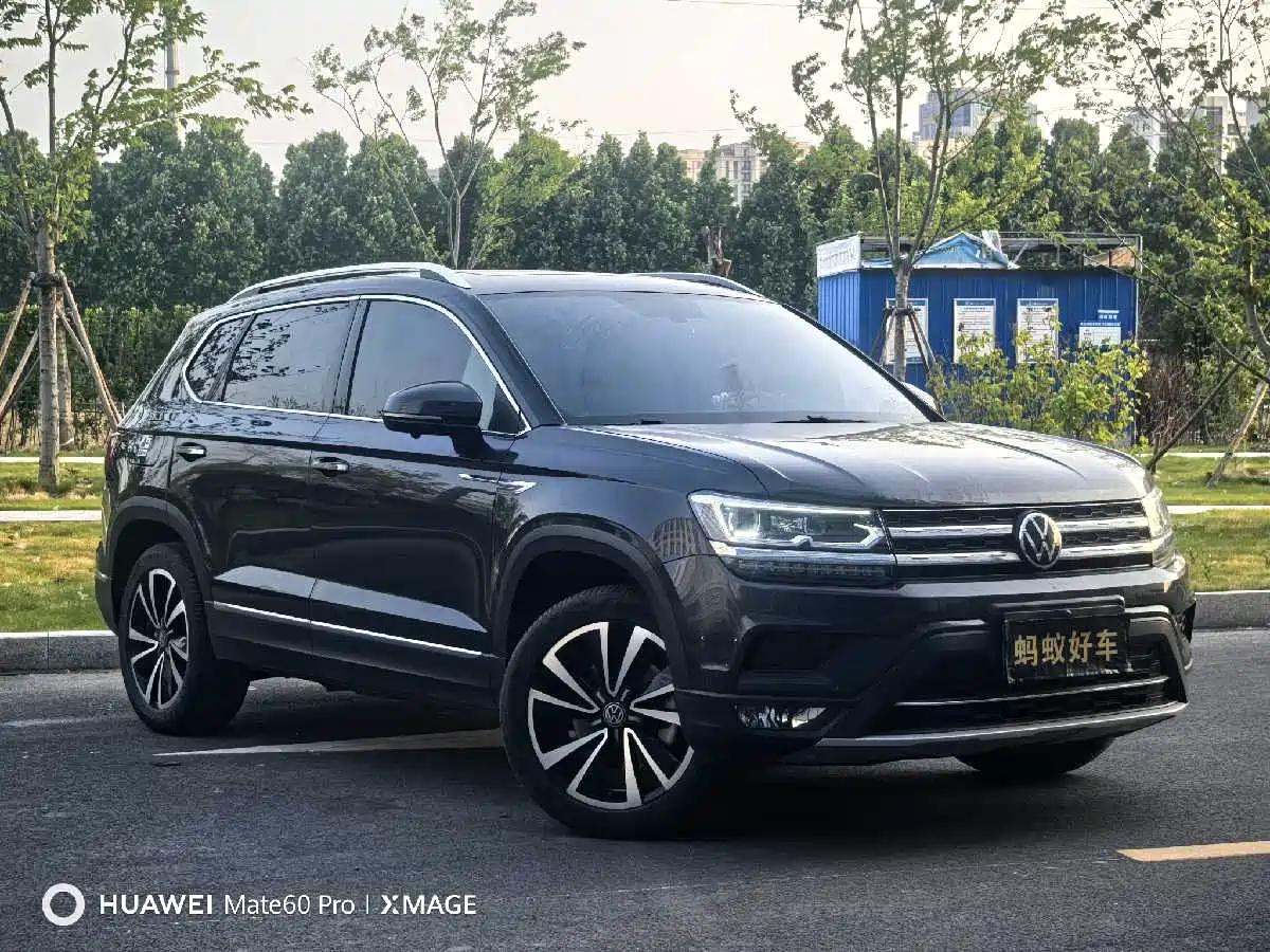 Volkswagen Tharu 2021 330TSI 4WD Luxury Plus фото 3
