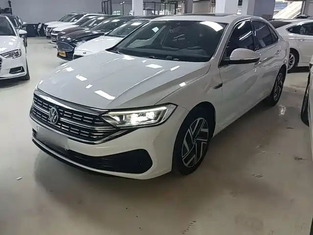 Volkswagen Sagitar 2023