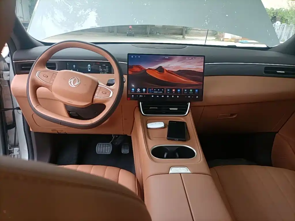 Dongfeng Aeolus L8 2025 2025 Plug-in Hybrid