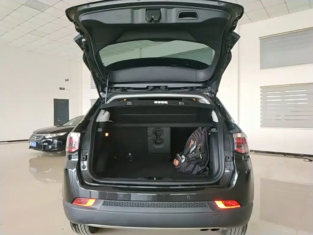 Jeep Compass 2017 2017 200T Auto Premium Edition