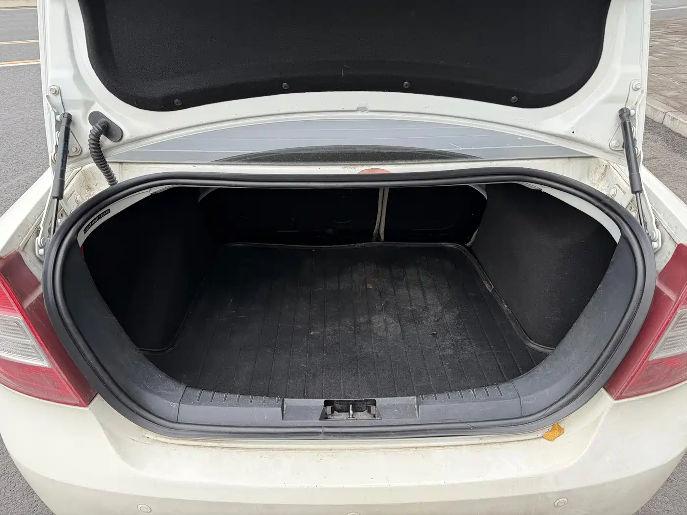 Фото 8 - Ford Focus