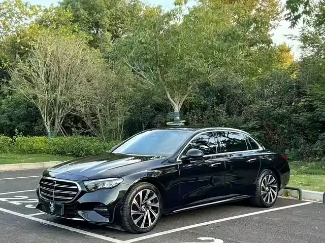 Mercedes-Benz E-Class 2025