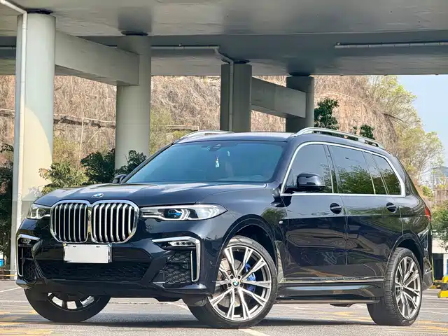 BMW X7 2022 xDrive40i Exclusive M Sport Package