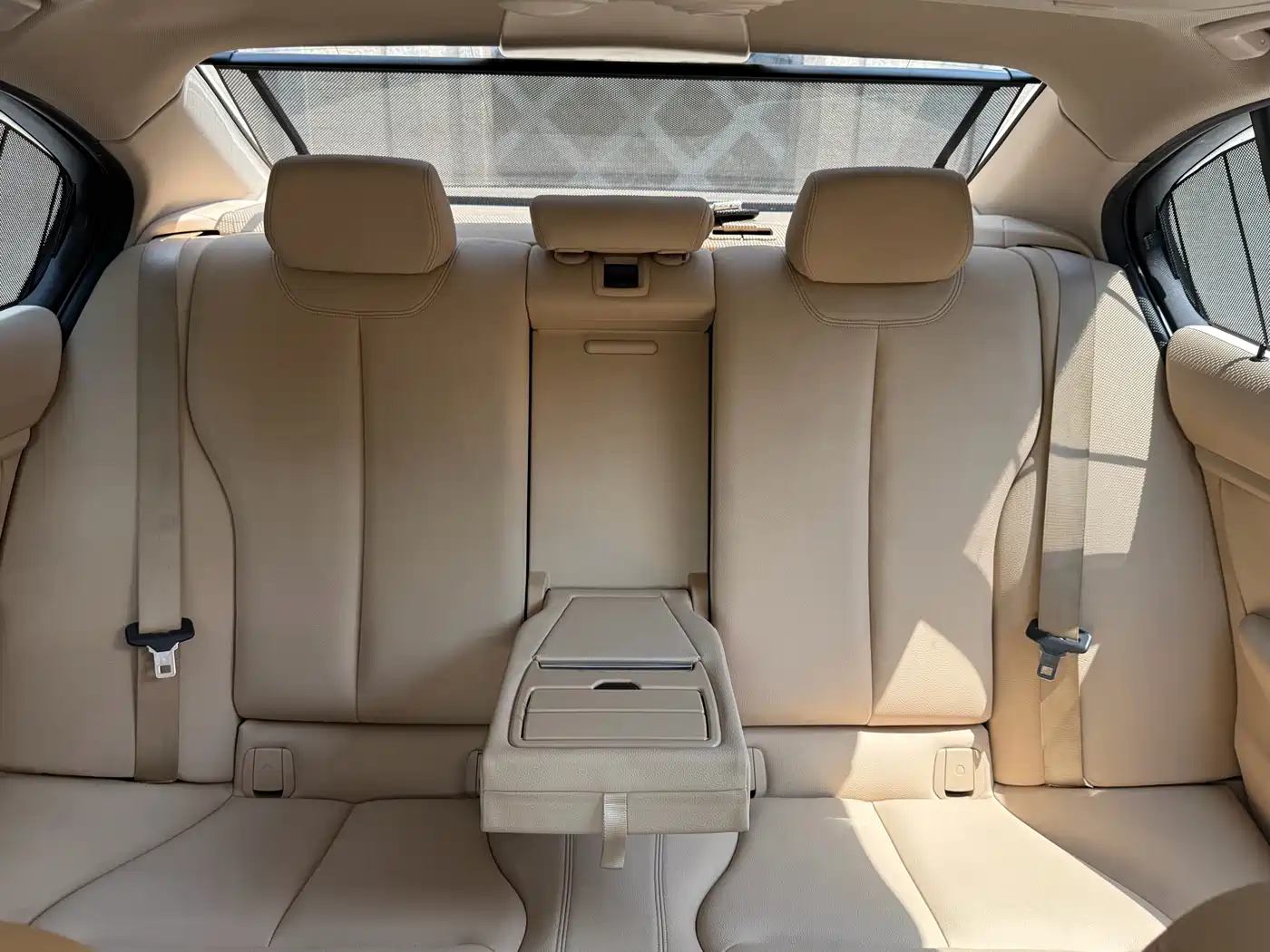Photo 9 - BMW 3 Series
