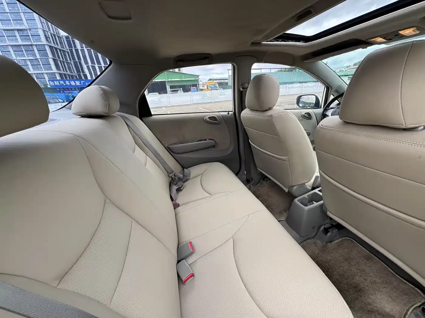Everus S1 2012 2012 1.5L Automatic Luxury
