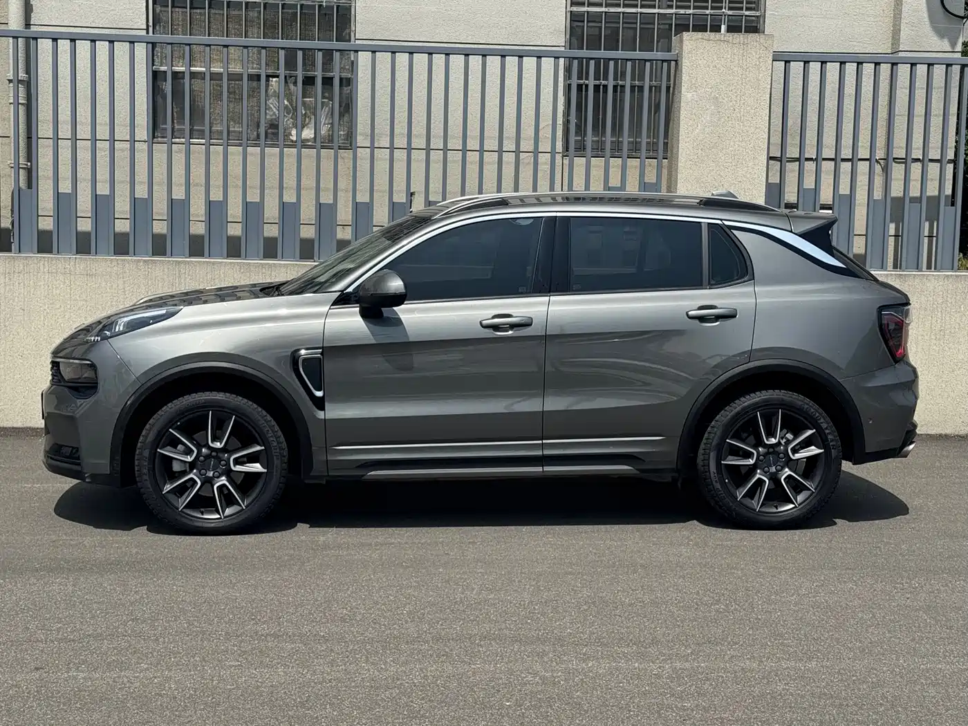 Lynk & Co 01 2021 2.0TD 2WD Pro фото 3