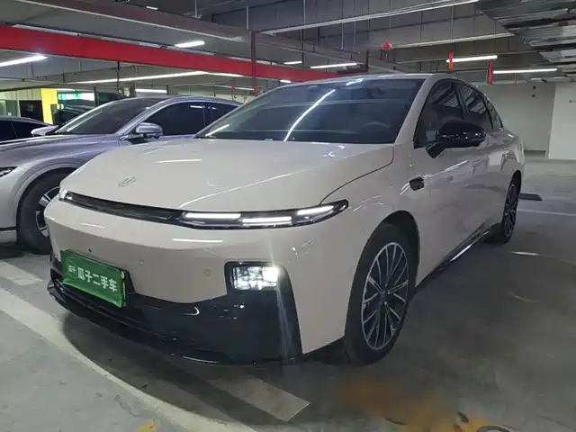 Leapmotor B01 2025