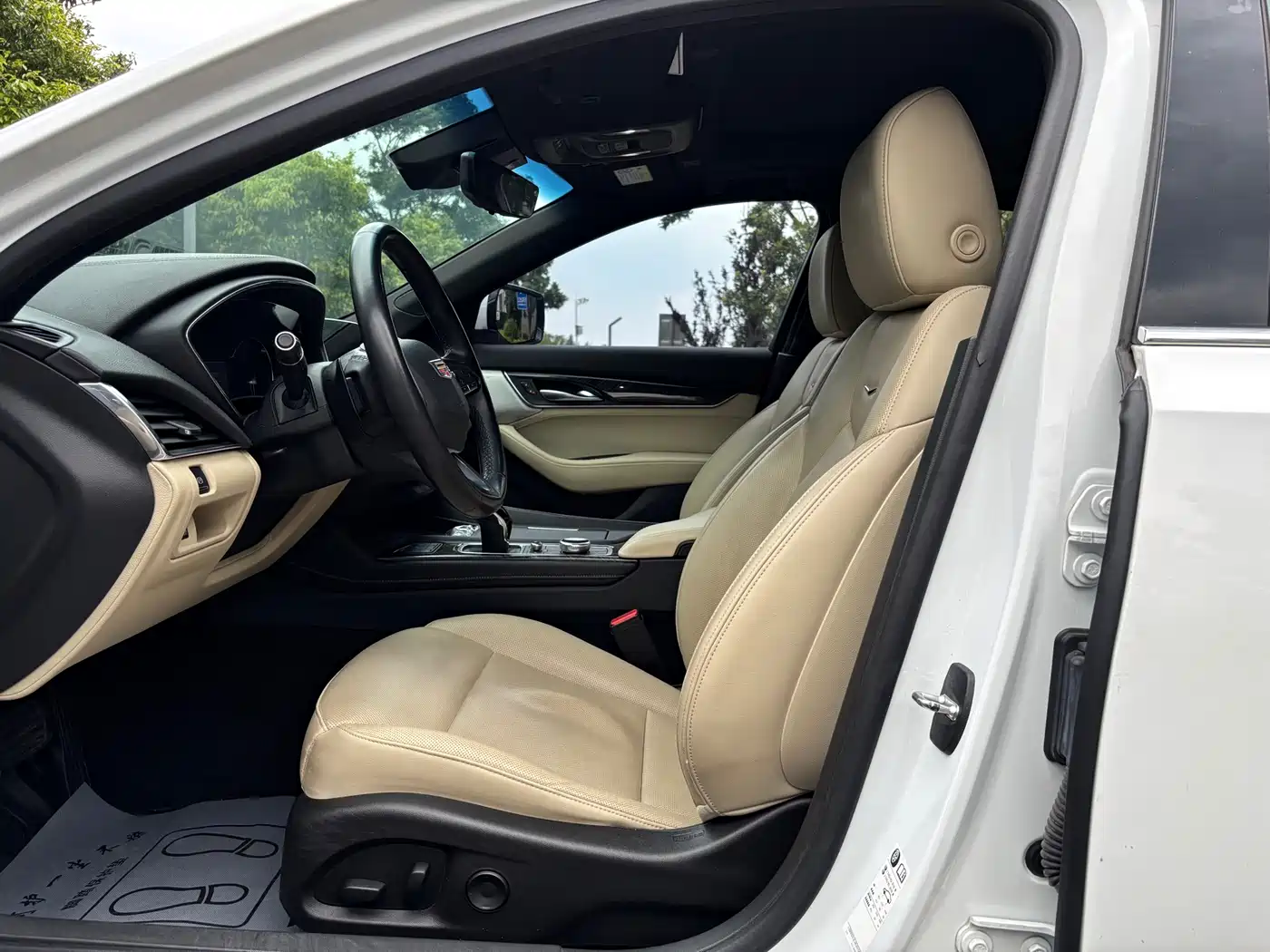 CADILLAC CT5
