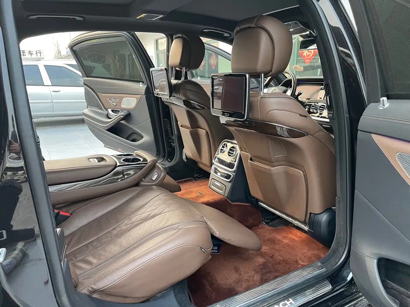 Mercedes-Benz Maybach S-Class 2016 S 400 4MATIC фото 9