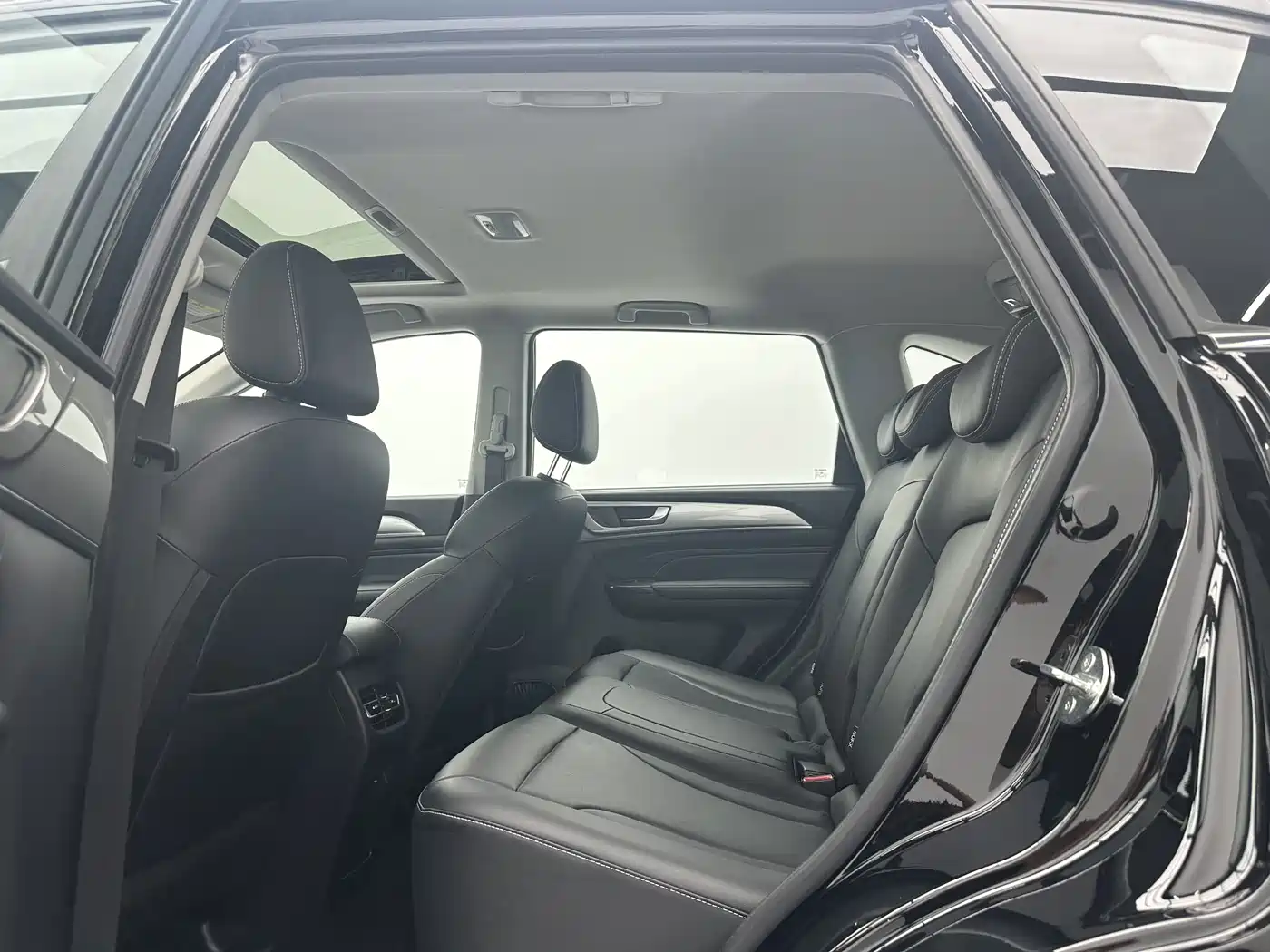 Photo 6 - Haval M6