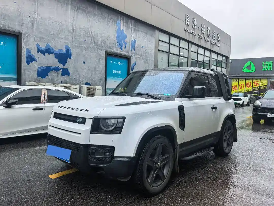 Land Rover Defender 2022 90 2.0T P300 X-DYNAMIC HSE