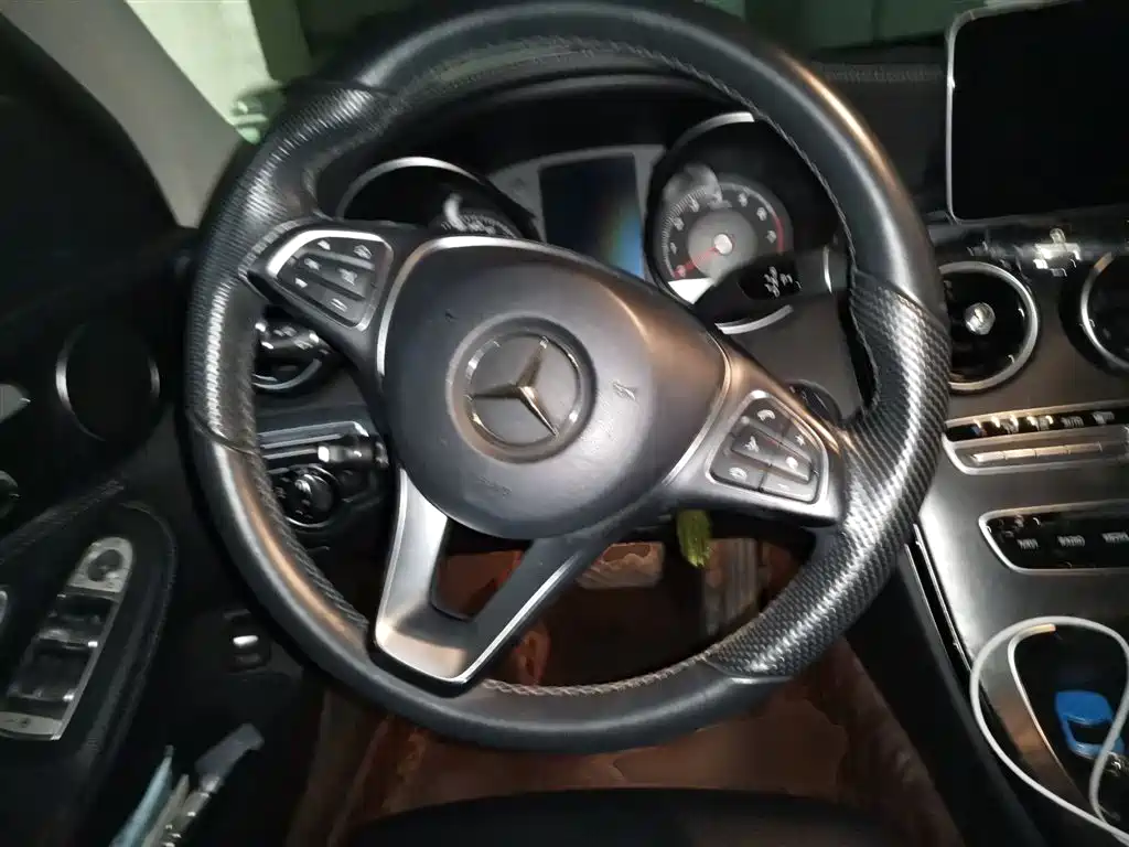 Mercedes-Benz C-Class 2015 Facelift C 200 L Sport фото 7