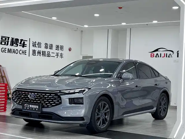 Ford Mondeo 2.0T EcoBoost, Люкс