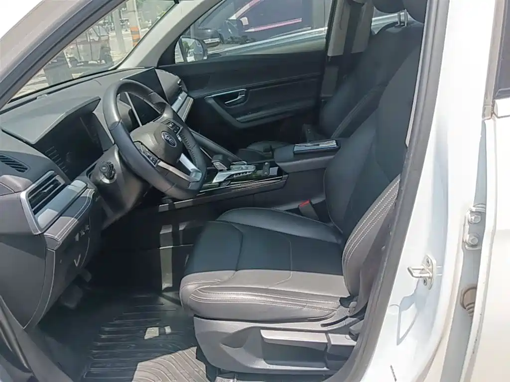 Photo 15 - BYD Song Pro