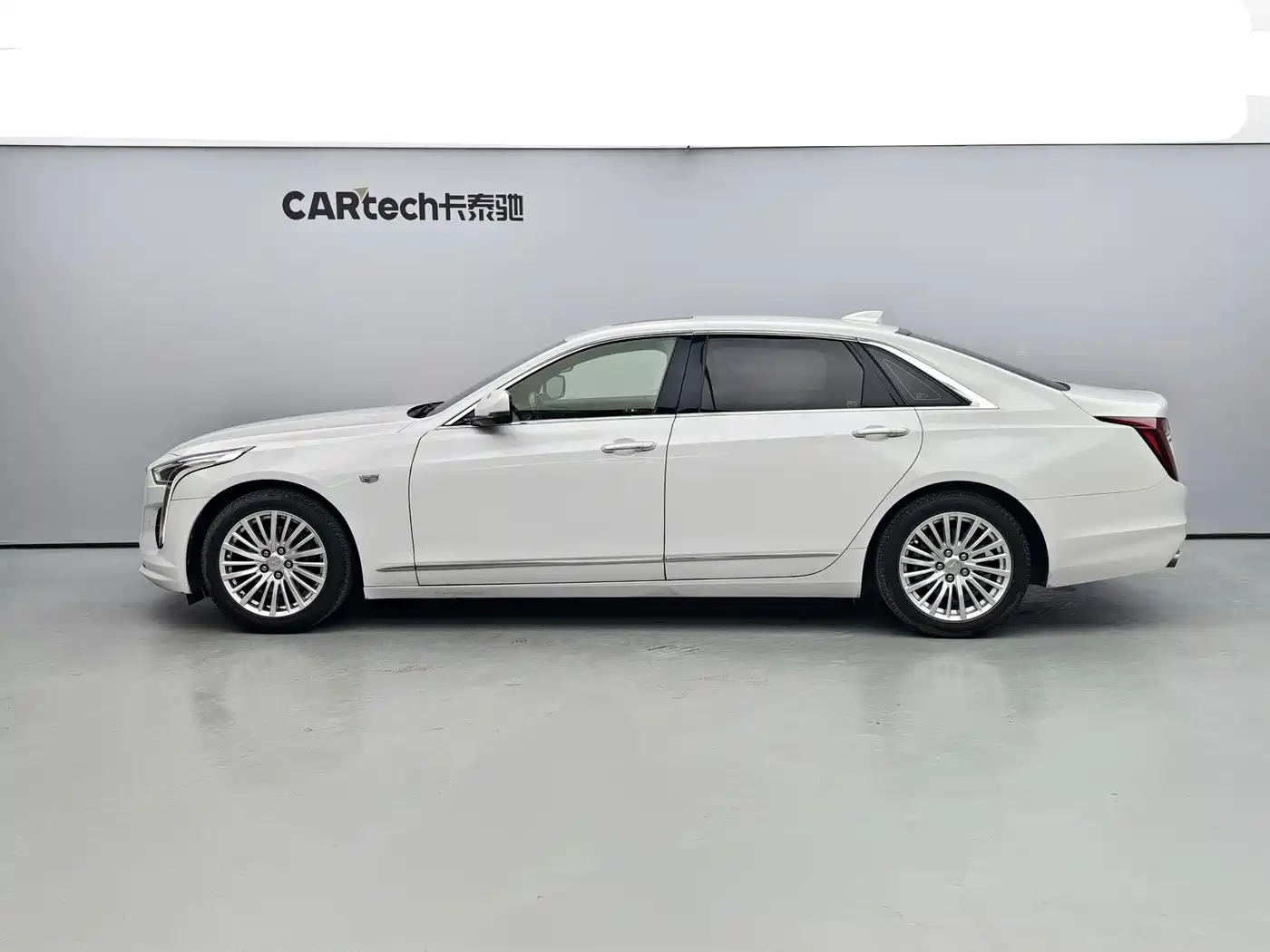 Cadillac CT6 2019 28T Fashion Model фото 3
