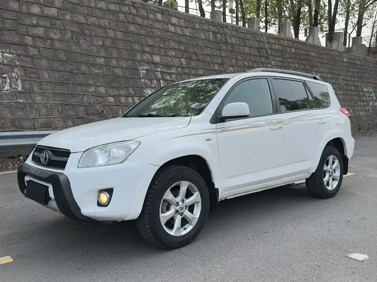 Toyota RAV4 Rongfang 2011 2.4L Automatic 4WD Luxury Edition