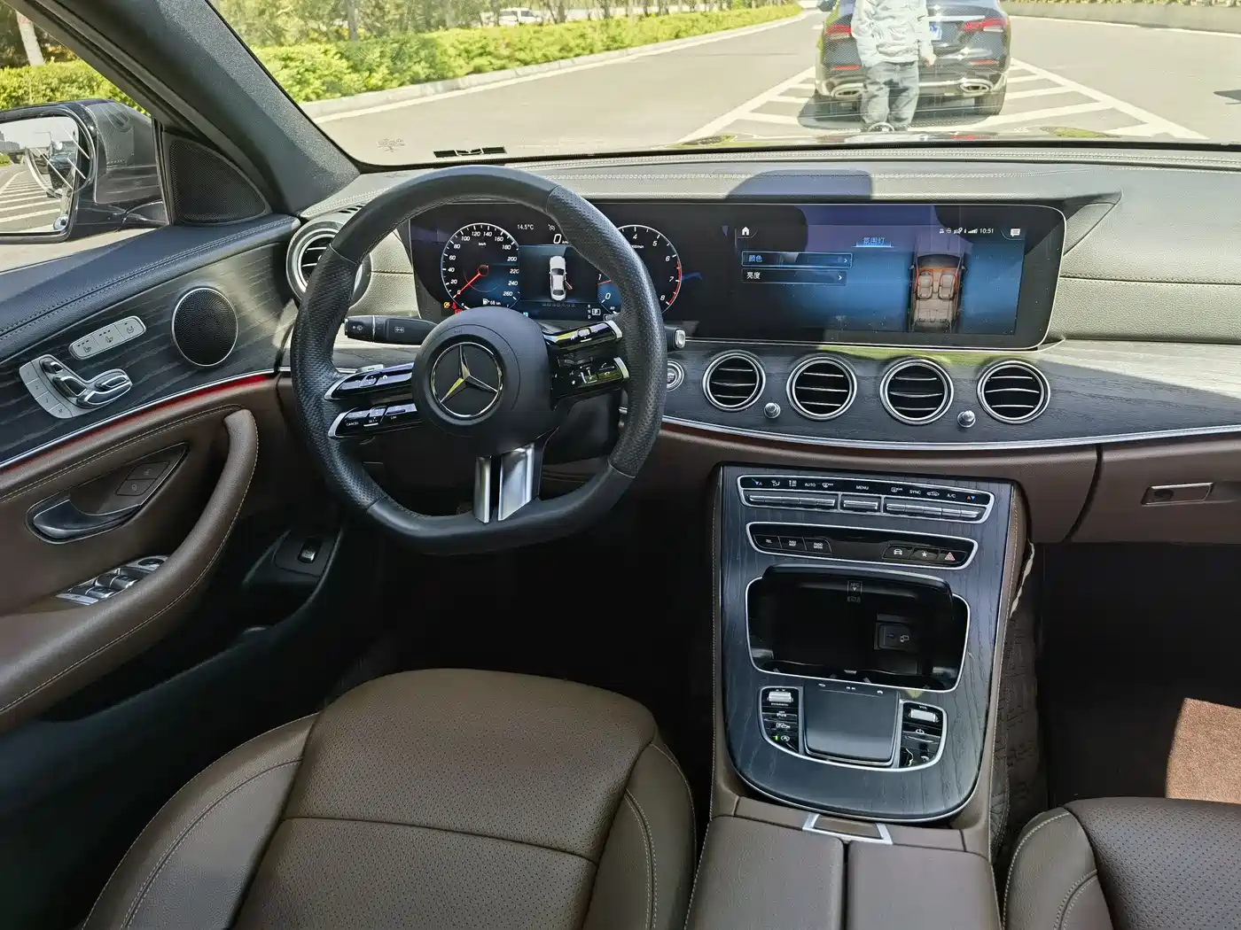 Mercedes-Benz E-Class 2022 Second Facelift E 300 L Sport Fashion фото 11