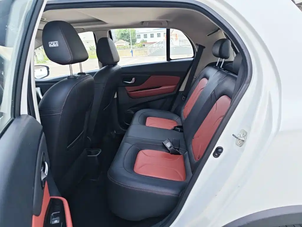 Haval H1 2016 2016 Facelift Blue Label 1.5L AMT Luxury