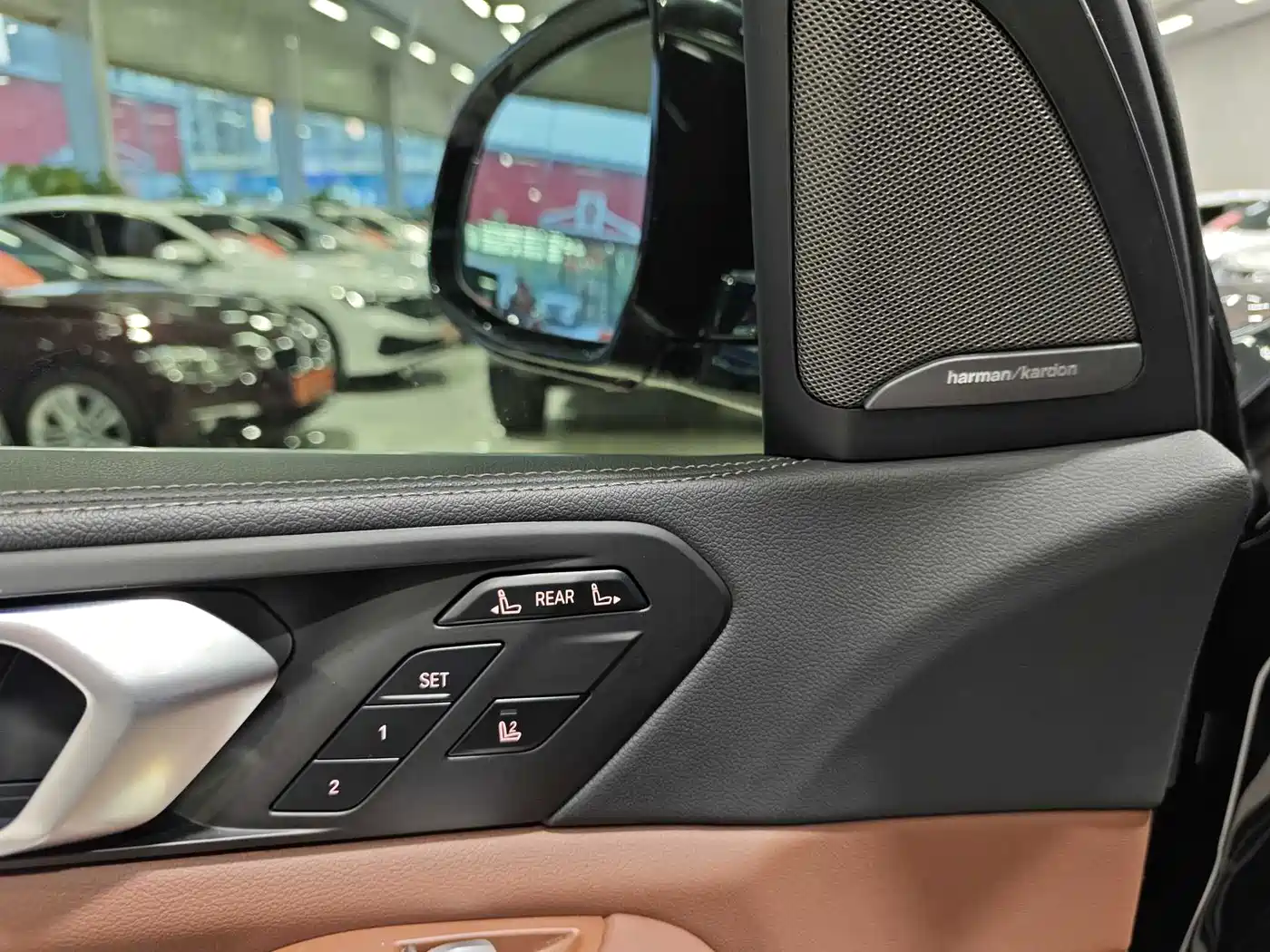 BMW X7 2022 xDrive40i Leading Luxury Package фото 14