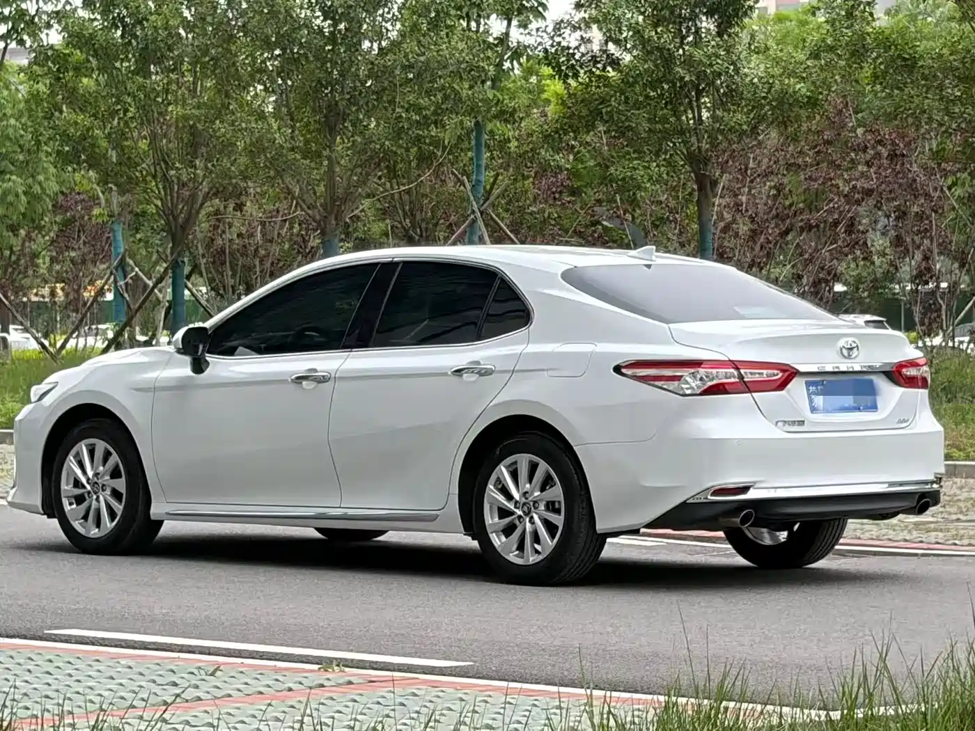 Toyota Camry 2023 2.0G Luxury Edition фото 6