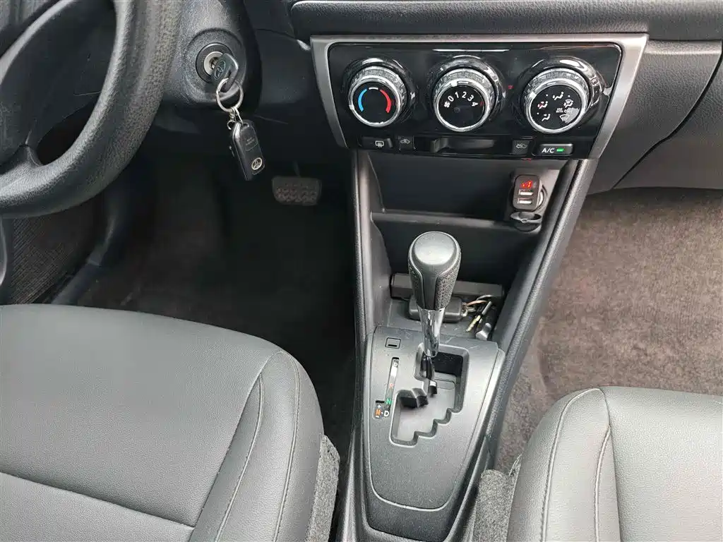 Toyota YARiS L Zhi Xuan 2019 1.5E CVT MeiDong Edition China VI фото 12