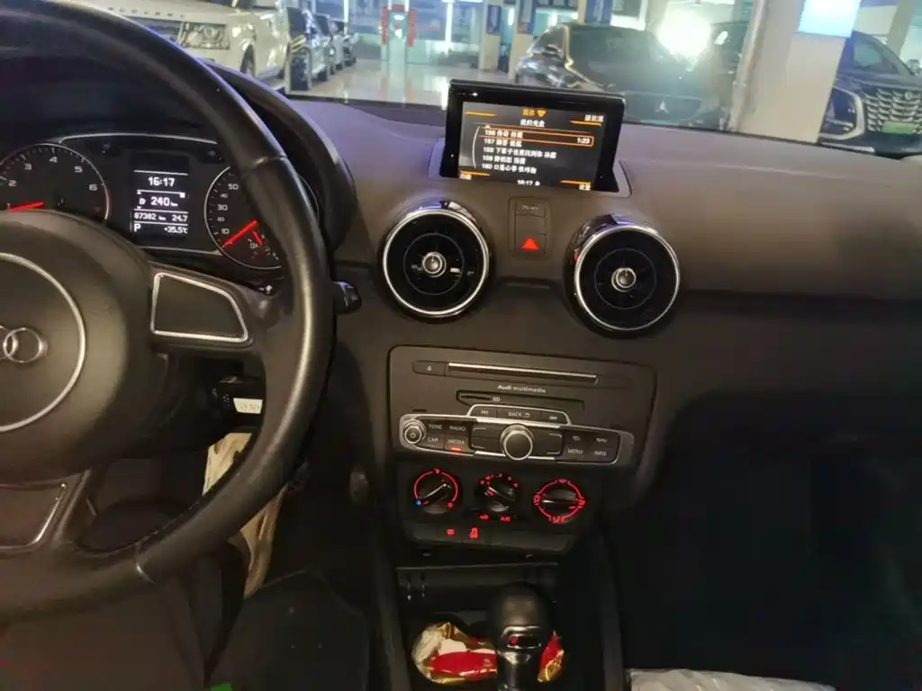 Audi A1 2016 2016 30 TFSI Sportback Design Style Edition