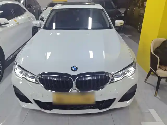 BMW 3 Series 2022