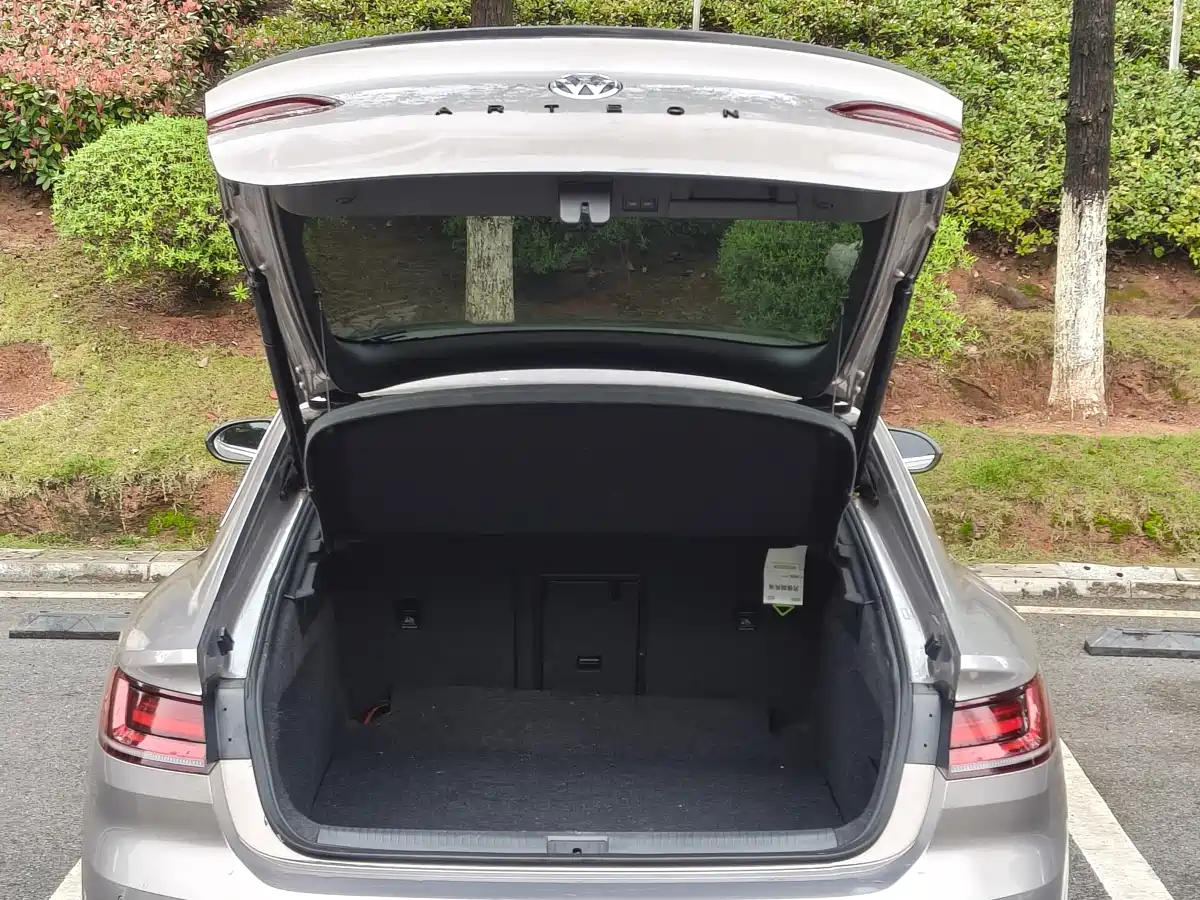 Volkswagen FAW-Volkswagen CC 2019 330TSI Charming Appearance (China V) фото 16