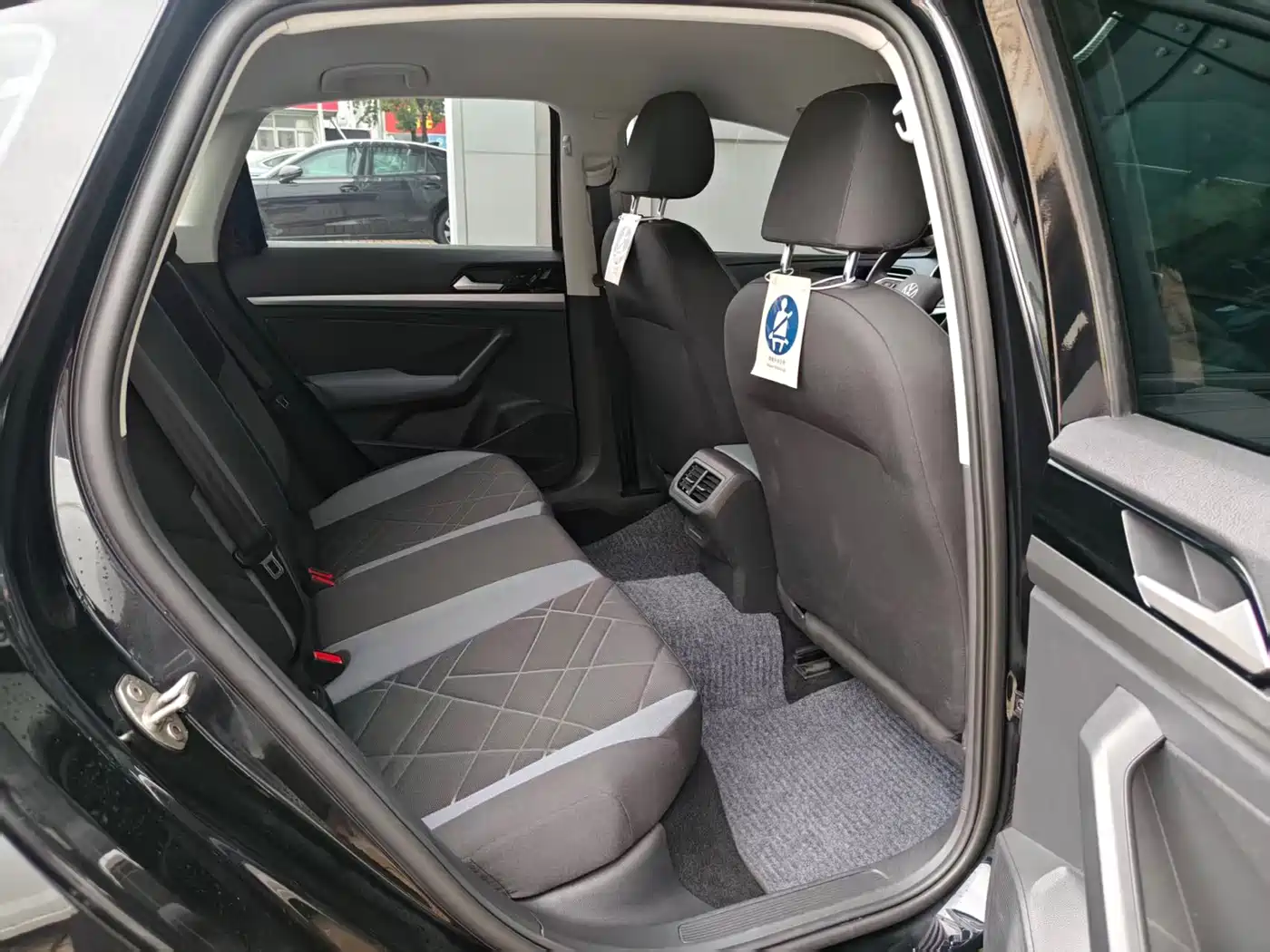 Фото 8 - Volkswagen Lavida