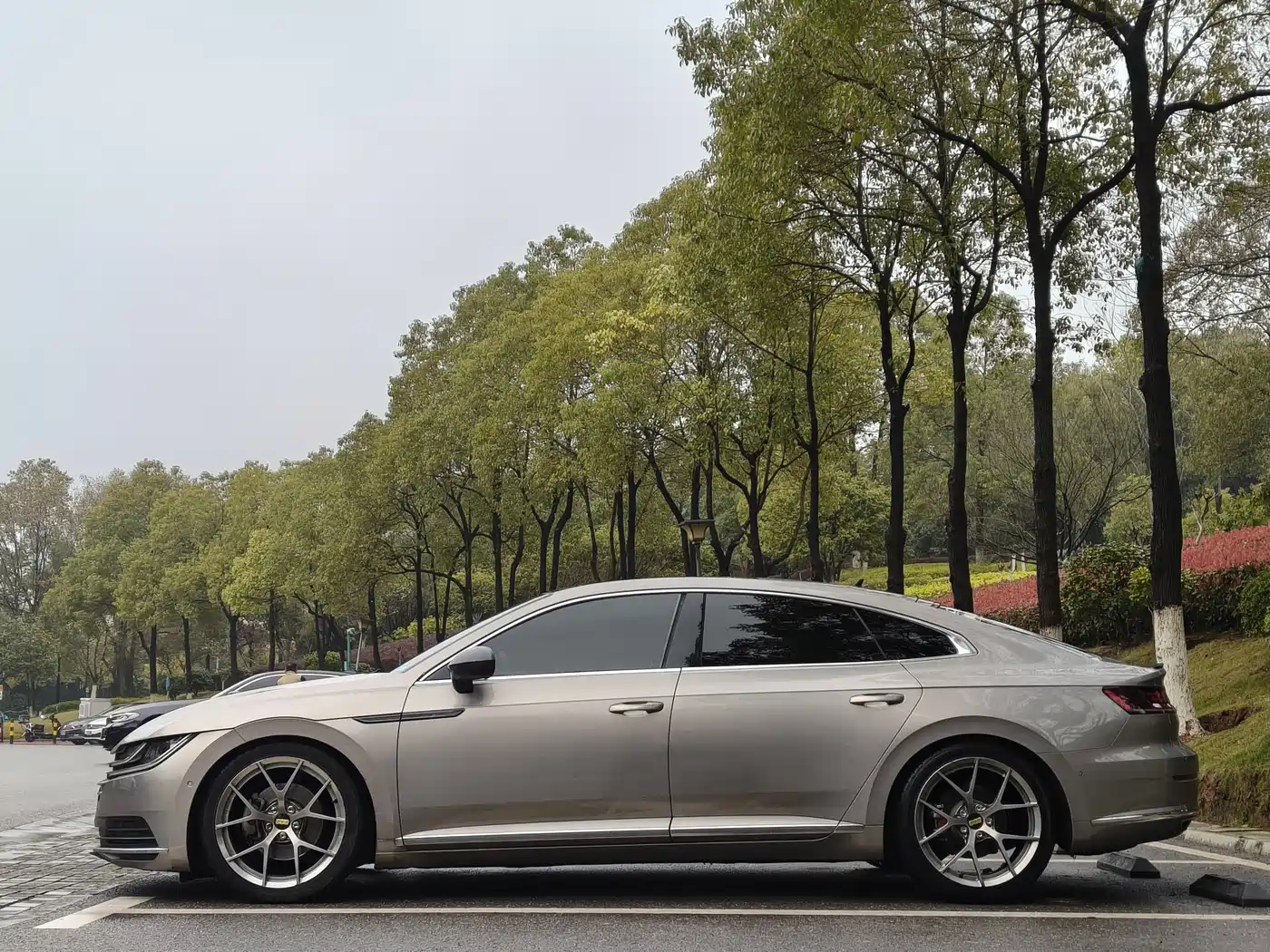 Volkswagen FAW-Volkswagen CC 2019 330TSI Charming Appearance (China V) фото 8