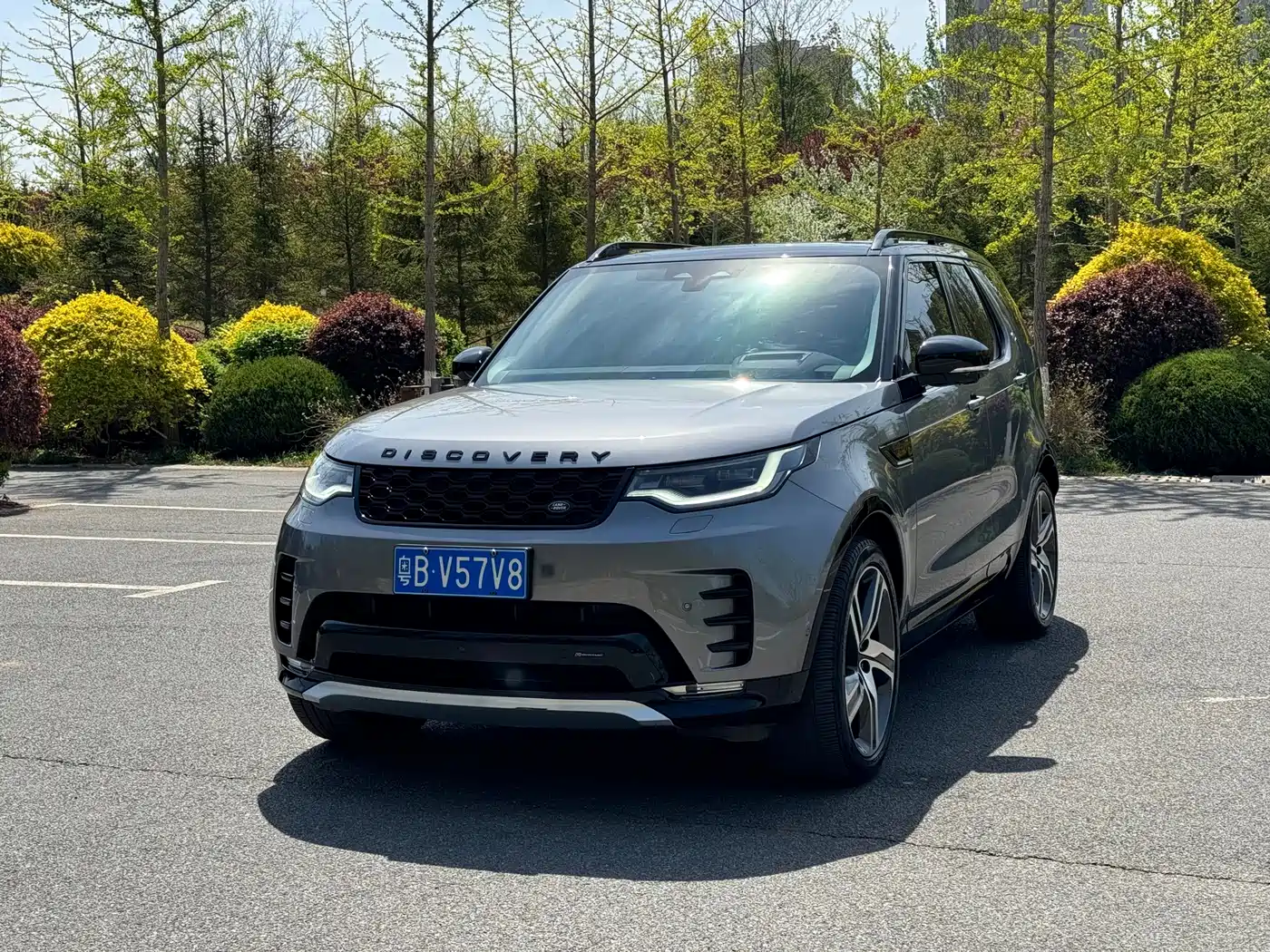 Land Rover Discovery 2023 360PS Metropolis Edition