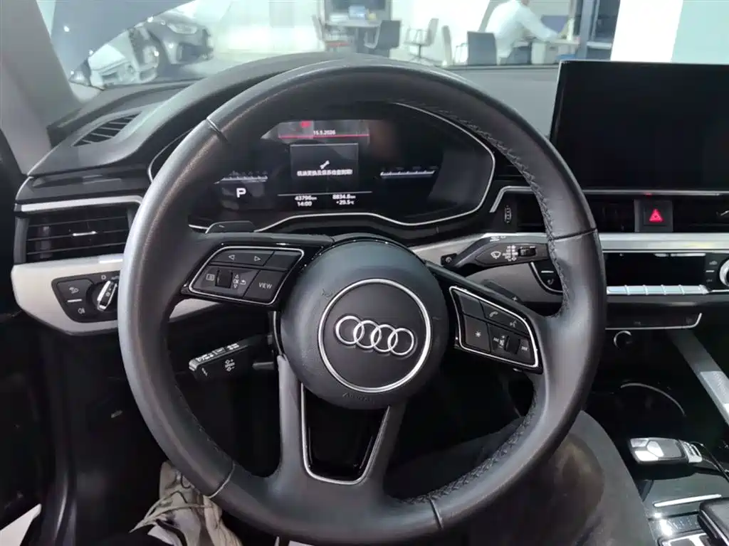 Audi A5 (Import) 2023 Sportback 40 TFSI Fashion Dynamic фото 11