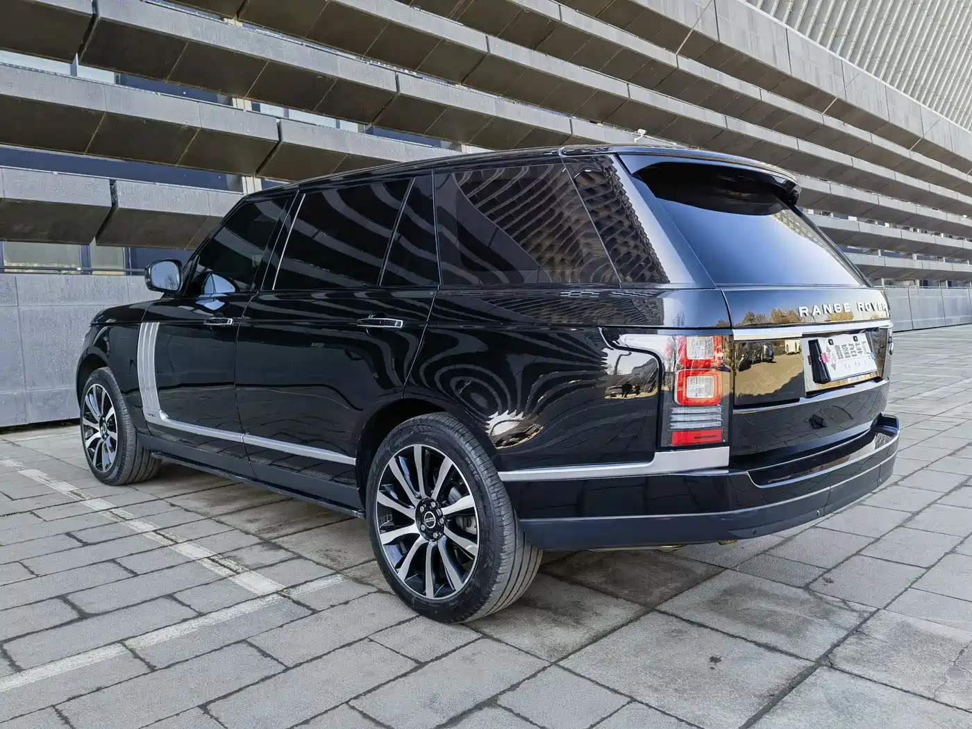 Land Rover Range Rover 2016 3.0 SC V6 Vogue SE Autobiography LWB фото 6