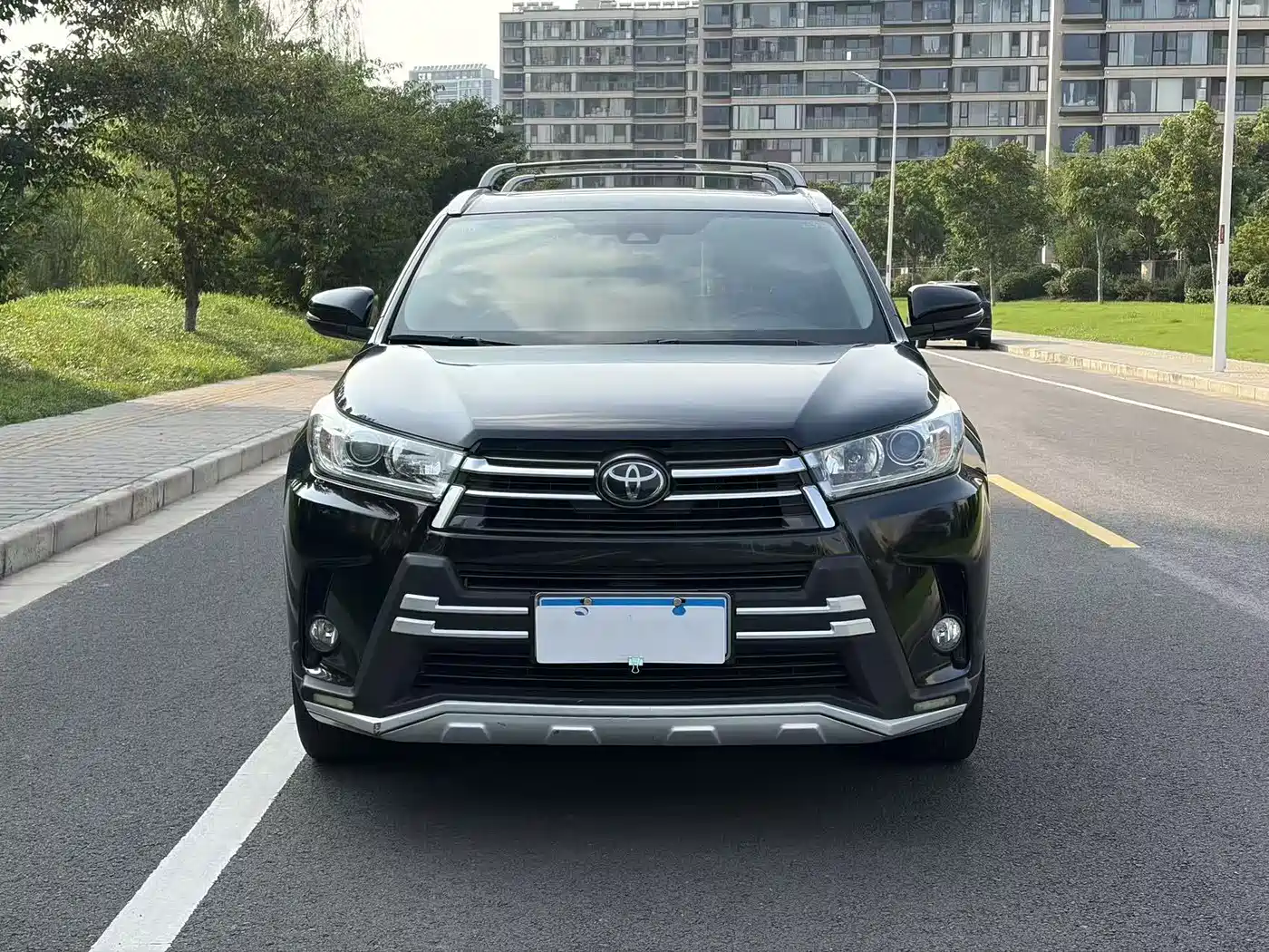 Фото 3 - Toyota Highlander