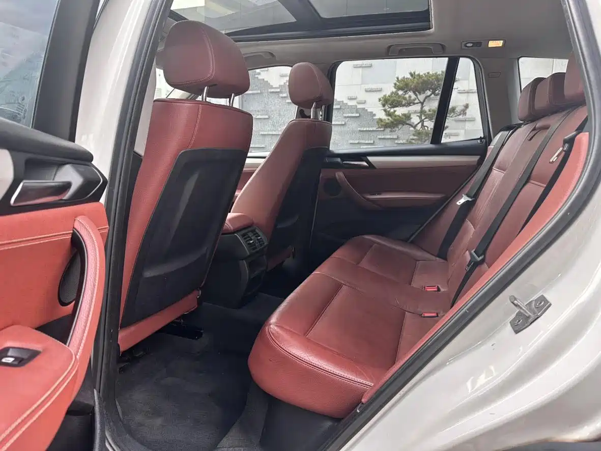 BMW X3 (Import) 2013 xDrive28i Leading фото 8