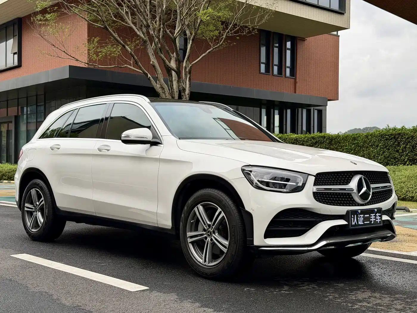 Mercedes-Benz GLC 2020 GLC 260 L 4MATIC Luxury фото 4