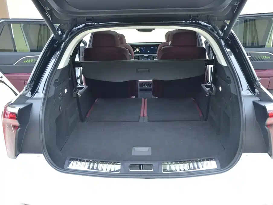 Hongqi E-HS9 2023 2022 690km Qi Xiang Edition (6-seater)