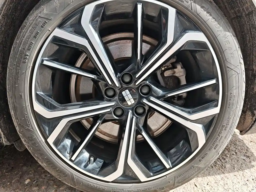 Geely Galaxy Galaxy E8 2025 2025 700km Long Voyage Smart Drive Edition