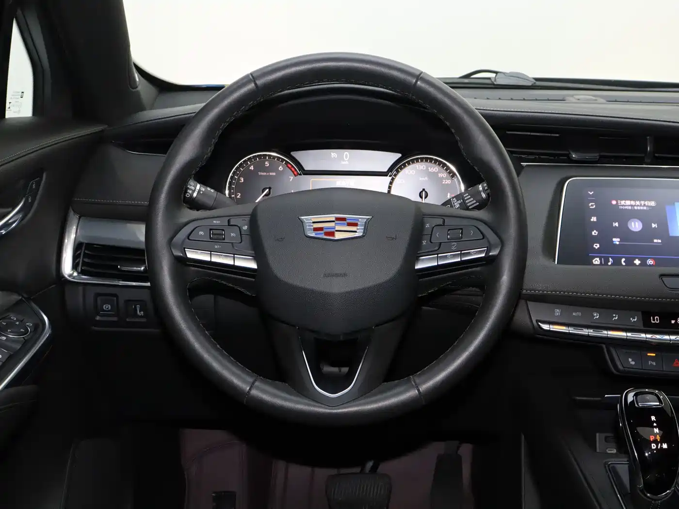 Cadillac XT4 2021 28T FWD Premium Edition фото 20