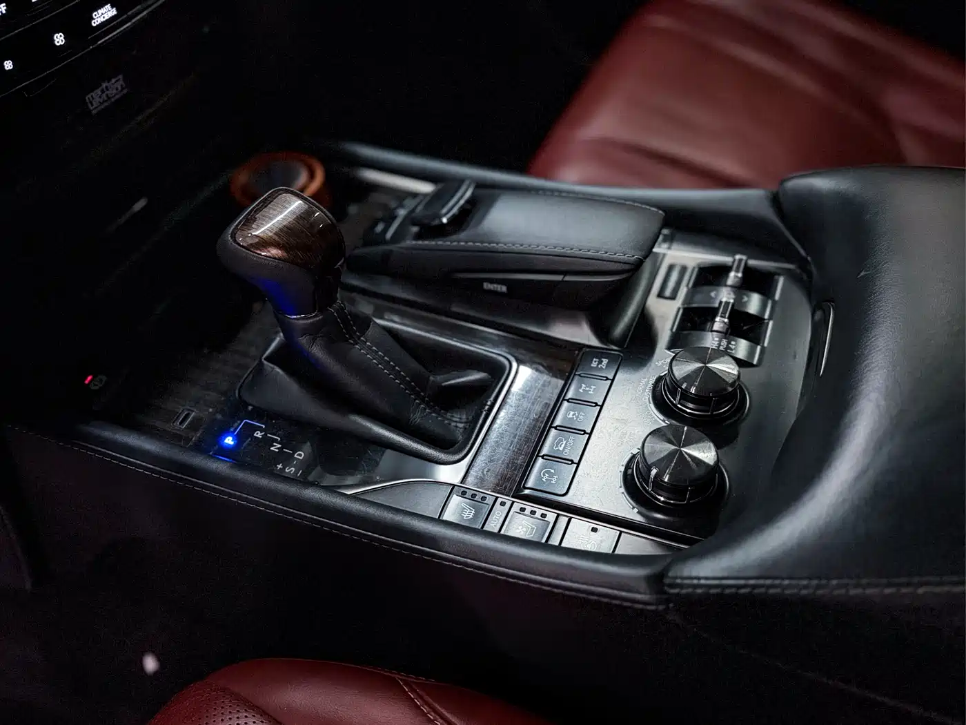 Lexus LX 2019 570 Prestige Luxury Edition фото 10