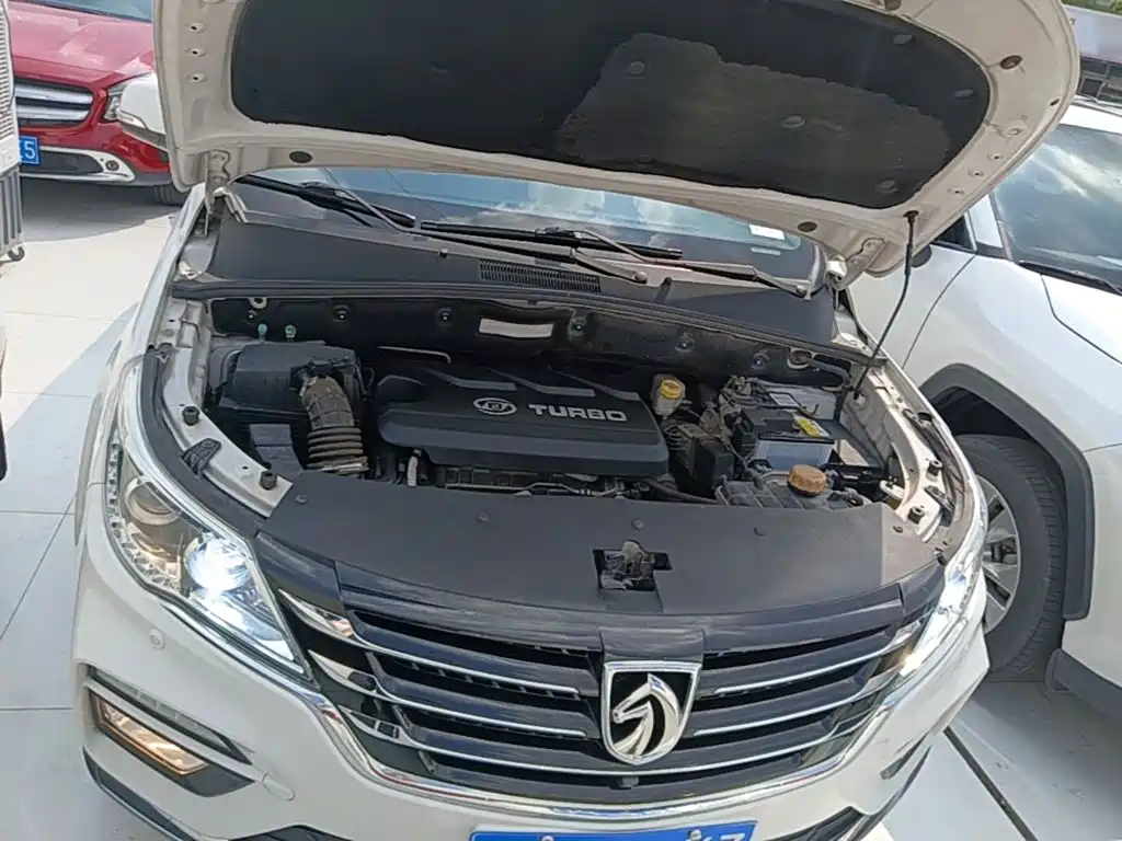 Фото 20 - Baojun 560