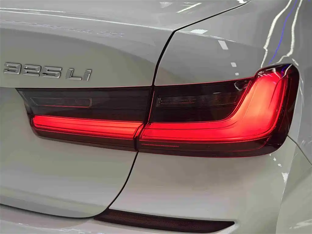 BMW 3 Series 2021 Facelift 325Li M Sport Package фото 8
