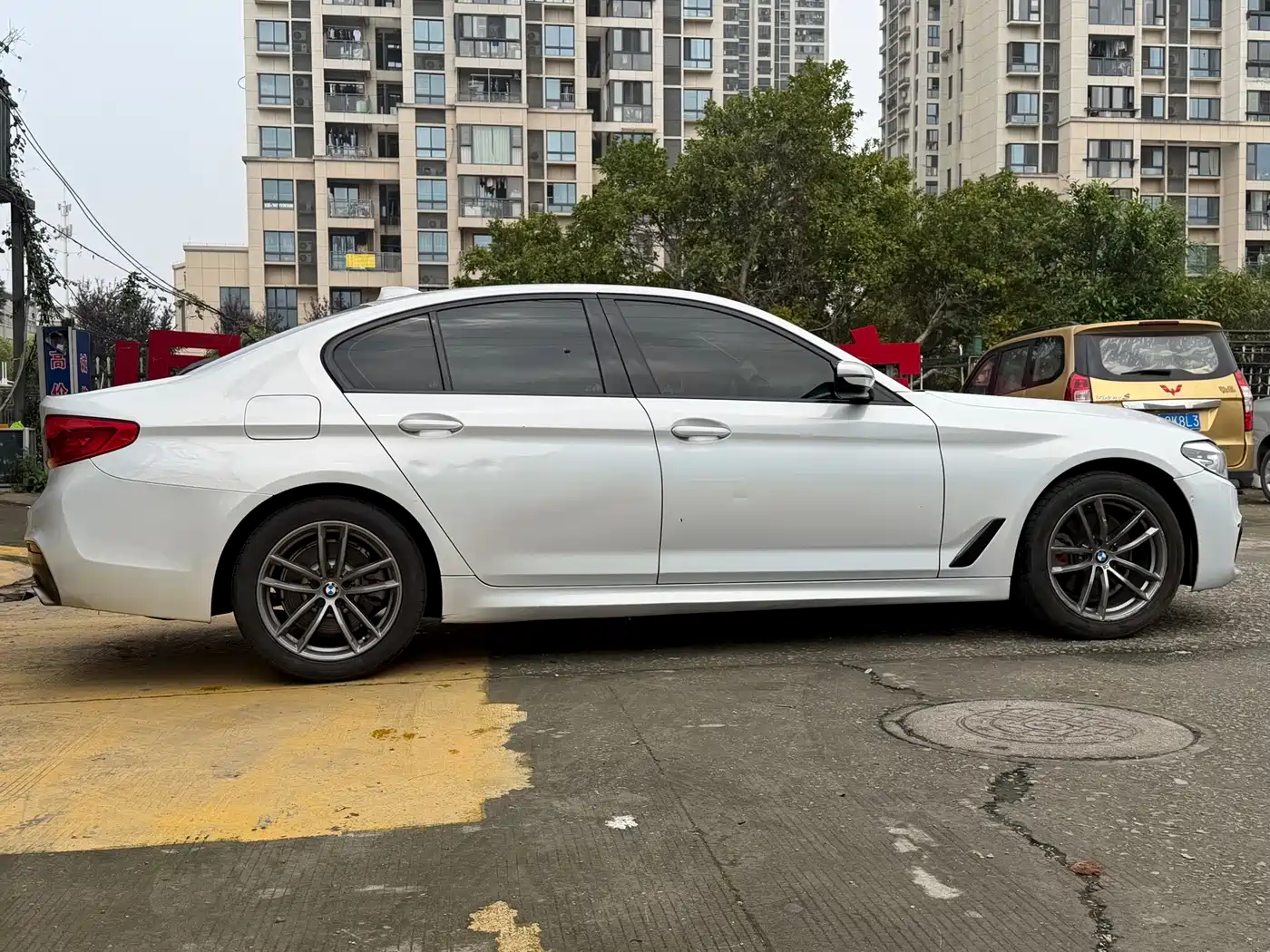 BMW 5 Series (Import) 2018 525i M Sport Package фото 4